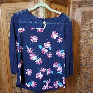 Van Heusen navy blue floral mixed media tee